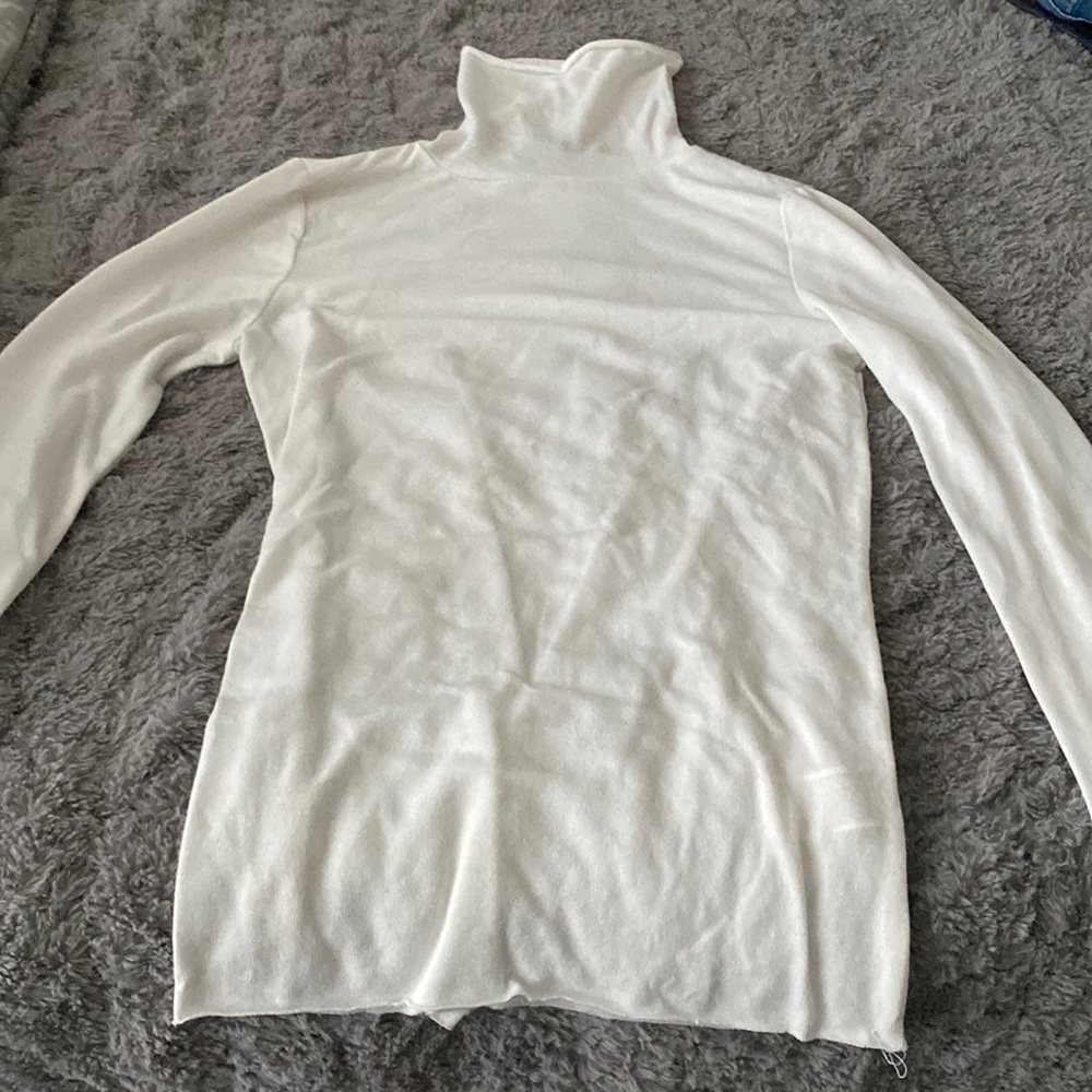 White turtle neck
